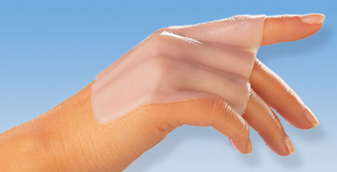 https://www.lohmann-rauscher.com/fileadmin/_migrated/pics/Applikationshinweis_Hand.jpg