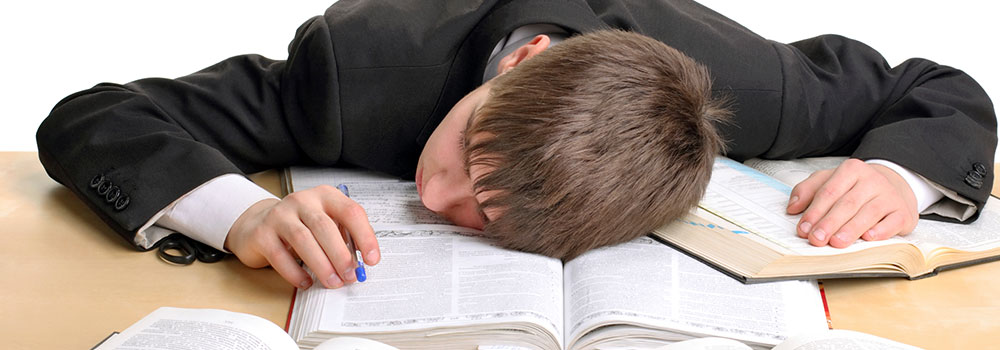 خواب آلودگی هنگام مطالعه کردن